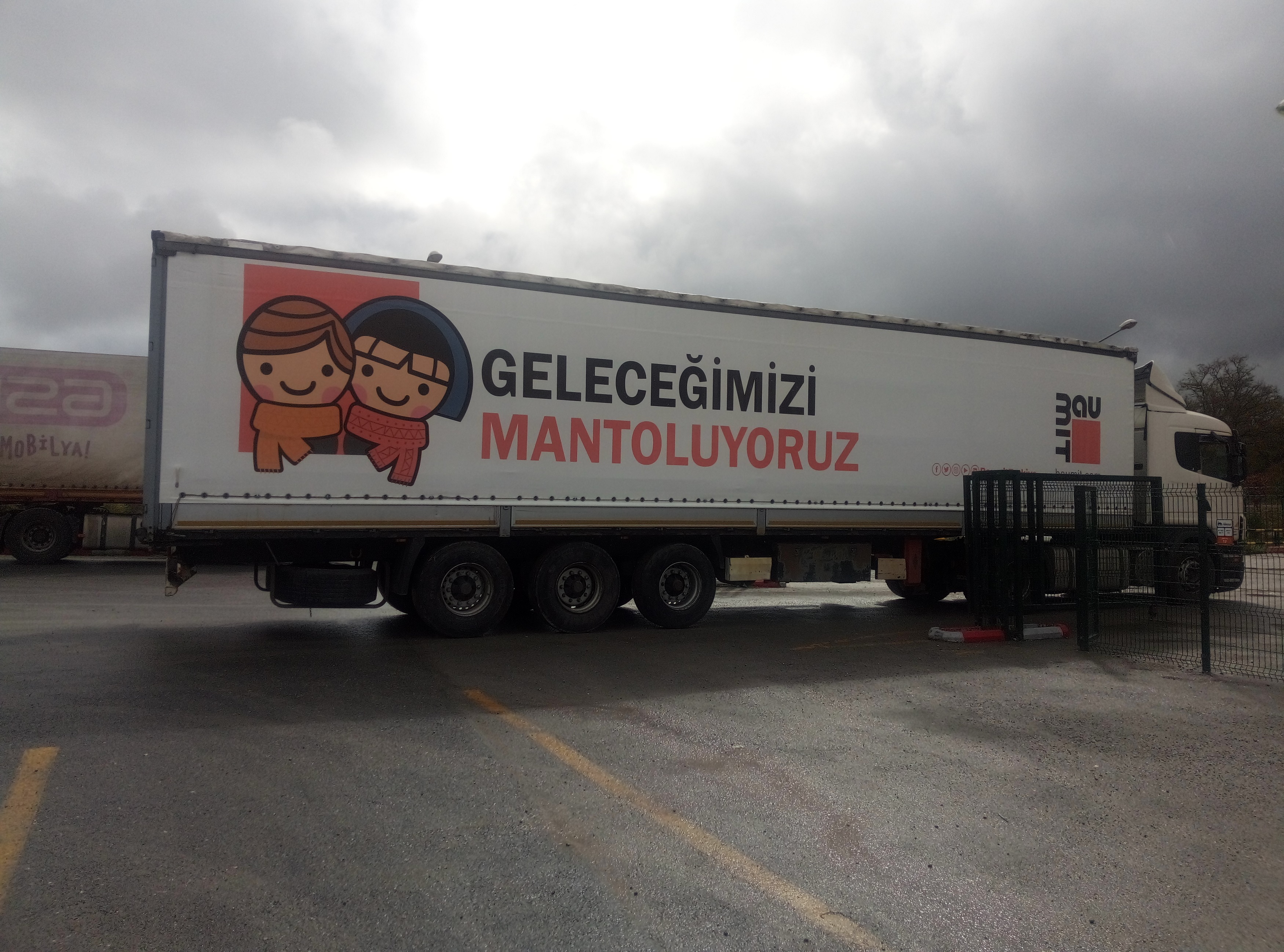 “Geleceği Mantoluyoruz” projesini başlattı